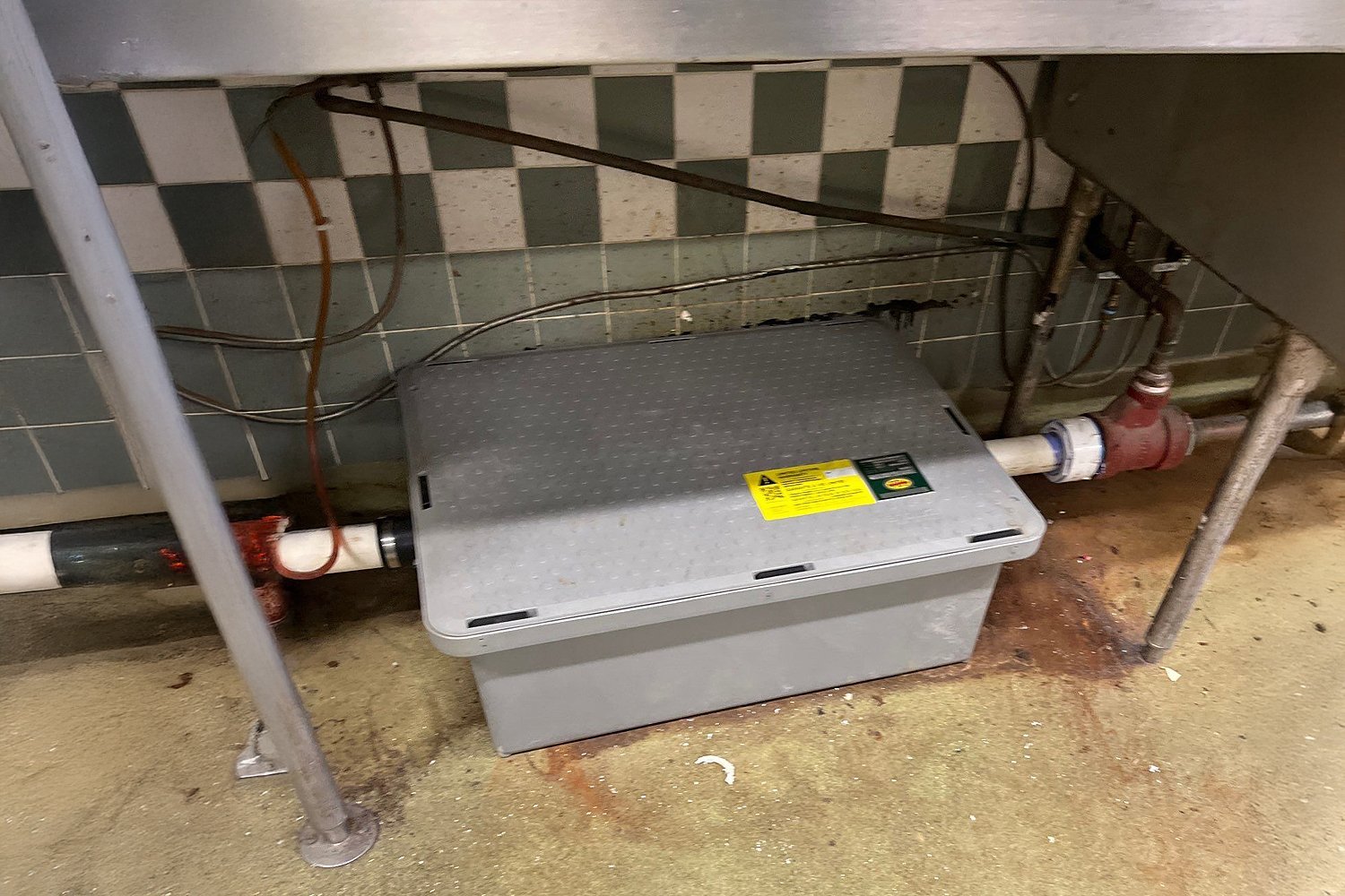 grease-trap-cleaning